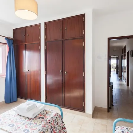 Flh Family House Tatil Evi Ericeira